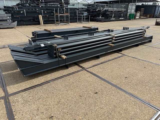 Staalconstructie 13 x 35 meter (455m2) - afbeelding 2 van  15