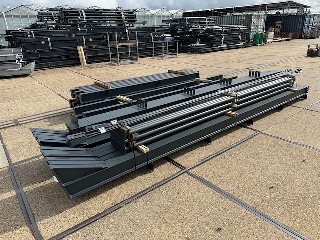Staalconstructie 13 x 35 meter (455m2) - afbeelding 8 van  15