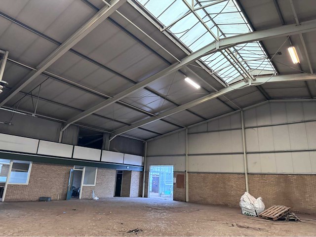 Staalconstructie (1337 m2) - afbeelding 9 van  63