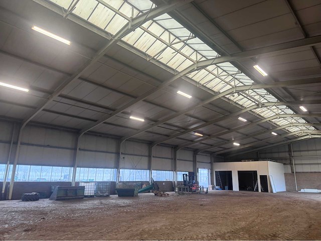 Staalconstructie (1337 m2) - afbeelding 2 van  63