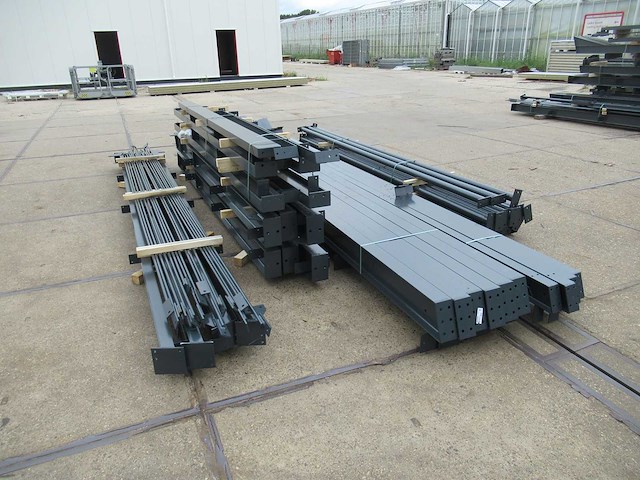 Staalconstructie 14 x 20 meter (280m2) - afbeelding 3 van  6