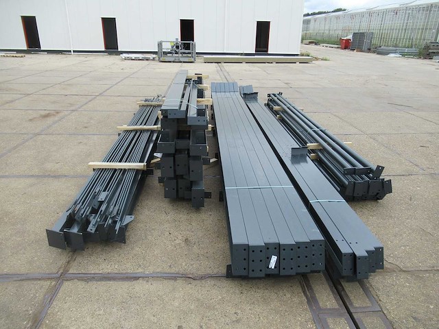 Staalconstructie 14 x 20 meter (280m2) - afbeelding 4 van  6