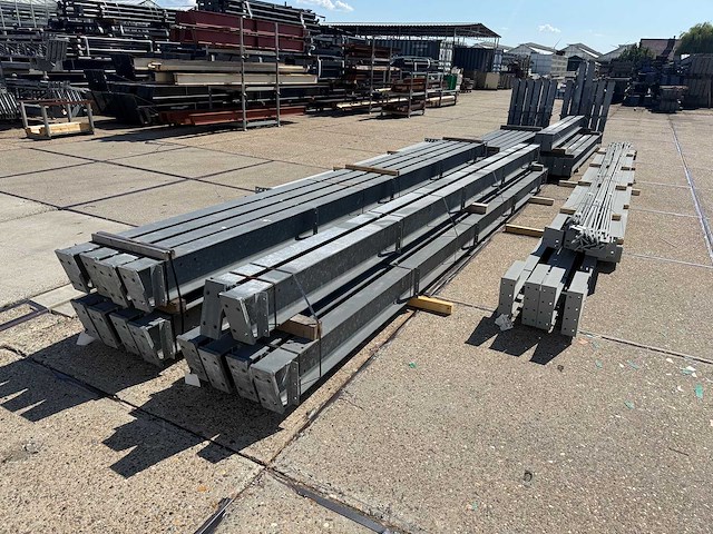 Staalconstructie 14.80 x 40.00 meter (592m2) - afbeelding 12 van  20