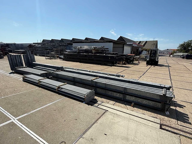 Staalconstructie 14.80 x 40.00 meter (592m2) - afbeelding 19 van  20