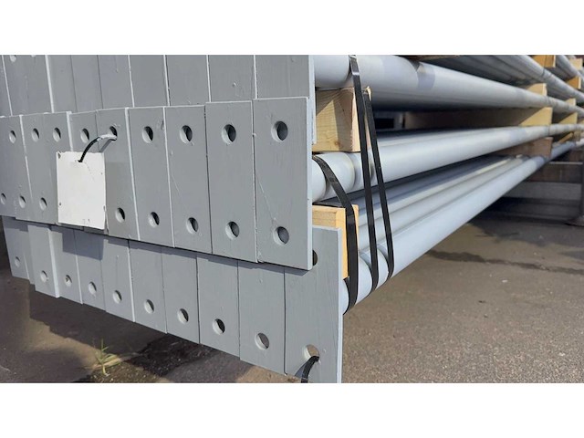 Staalconstructie 14.80 x 45.00 meter (666m2) - afbeelding 18 van  27