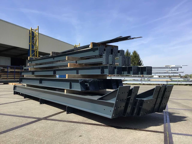 Staalconstructie 14x25 meter (ca. 350 m2) - afbeelding 3 van  9