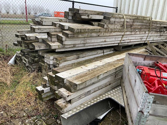 Staalconstructie (14x50) 700m2 - afbeelding 3 van  12