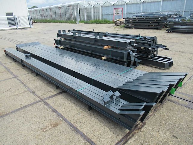 Staalconstructie 15 x 30 meter (450m2) - afbeelding 11 van  18