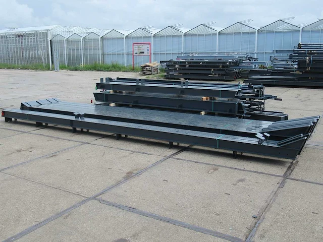 Staalconstructie 15 x 30 meter (450m2) - afbeelding 17 van  18