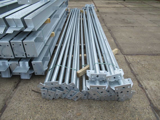 Staalconstructie 15 x 40 meter (600m2) - afbeelding 2 van  22