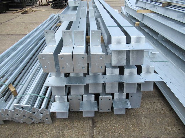 Staalconstructie 15 x 40 meter (600m2) - afbeelding 5 van  22