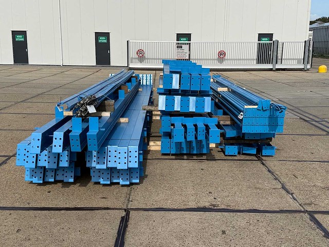 Staalconstructie 15 x 55 meter (825m2) - afbeelding 3 van  18