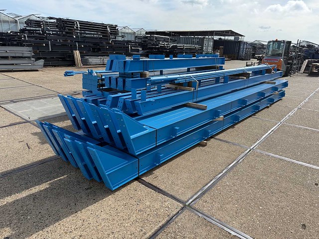 Staalconstructie 15 x 55 meter (825m2) - afbeelding 11 van  18