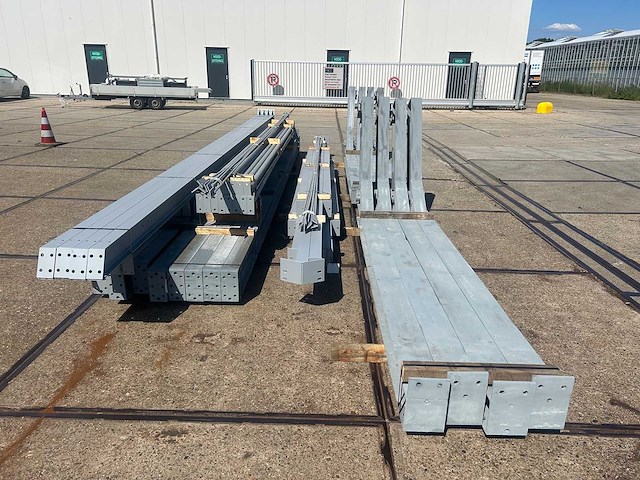 Staalconstructie 15.20 x 25.00 meter (380m2) - afbeelding 8 van  13