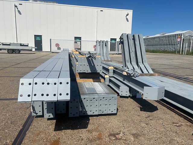 Staalconstructie 15.20 x 25.00 meter (380m2) - afbeelding 3 van  13