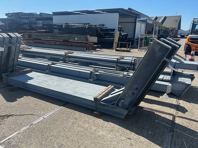 Staalconstructie 15.20 x 25.00 meter (380m2) - afbeelding 4 van  13