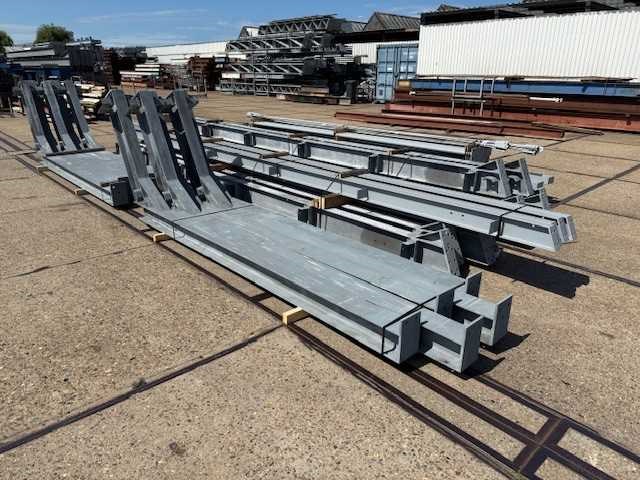 Staalconstructie 15.20 x 30.00 meter (456m2) - afbeelding 10 van  13