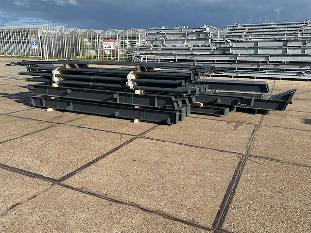 Staalconstructie 16 x 35 meter (560m2) - afbeelding 4 van  19