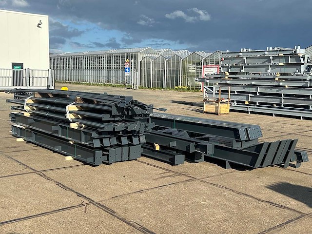 Staalconstructie 16 x 35 meter (560m2) - afbeelding 3 van  19