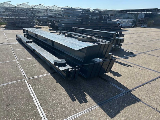 Staalconstructie 18 x 40 meter (720m2) - afbeelding 2 van  18