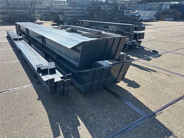 Staalconstructie 18 x 40 meter (720m2) - afbeelding 6 van  6