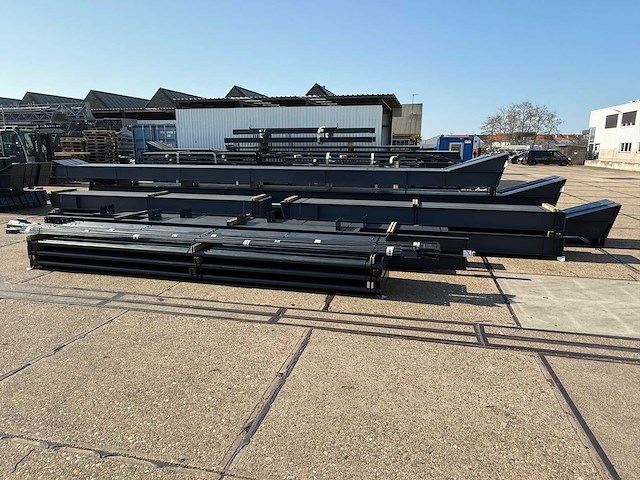 Staalconstructie 19 x 50 meter (950m2) - afbeelding 4 van  21