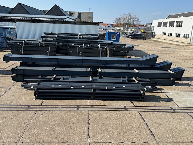 Staalconstructie 19 x 50 meter (950m2) - afbeelding 14 van  21