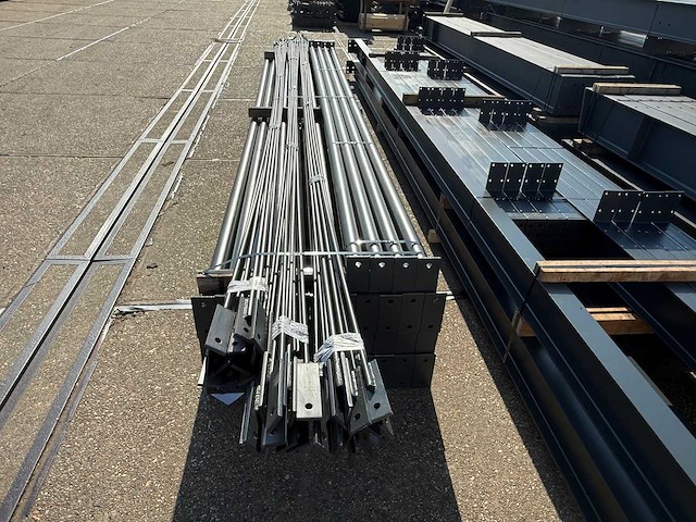 Staalconstructie 19 x 50 meter (950m2) - afbeelding 15 van  15