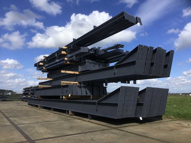 Staalconstructie 22x50 meter (ca. 1.100 m2) - afbeelding 7 van  9