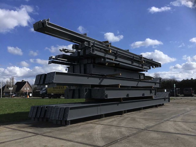 Staalconstructie 22x50 meter (ca. 1.100 m2) - afbeelding 5 van  9