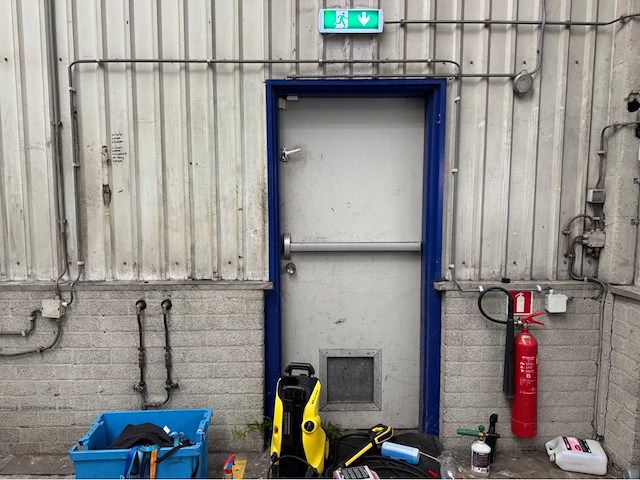 Staalconstructie (23,00x25,00 mtr) (575m2) - afbeelding 9 van  50