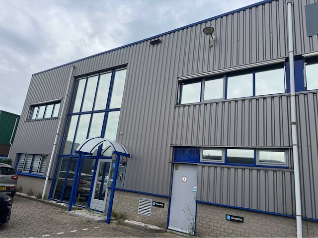 Staalconstructie (23,00x25,00 mtr) (575m2) - afbeelding 45 van  50