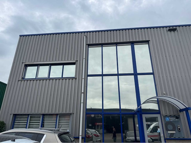 Staalconstructie (23,00x25,00 mtr) (575m2) - afbeelding 24 van  50