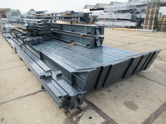 Staalconstructie 25 x 40 meter (1000m2) - afbeelding 5 van  21