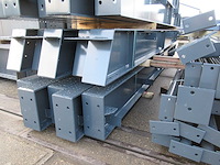 Staalconstructie 25 x 60 meter (1500m2) - afbeelding 15 van  26