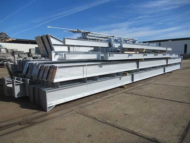 Staalconstructie 30 x 60 meter vrije overspanning (1800m2) - afbeelding 10 van  30