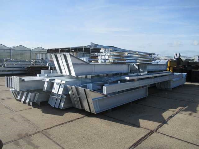 Staalconstructie 30 x 60 meter vrije overspanning (1800m2) - afbeelding 15 van  30