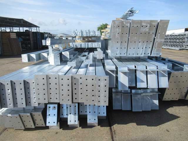 Staalconstructie 30 x 60 meter vrije overspanning (1800m2) - afbeelding 30 van  30