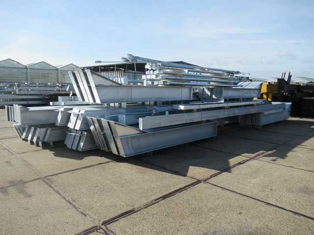 Staalconstructie 30 x 60 meter vrije overspanning (1800m2) - afbeelding 3 van  18