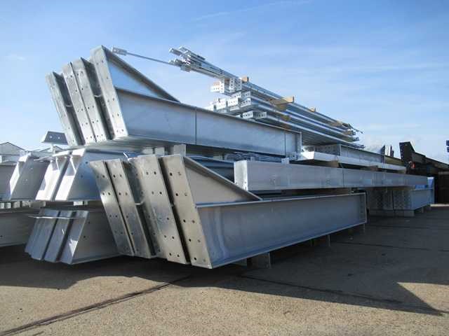 Staalconstructie 30 x 60 meter vrije overspanning (1800m2) - afbeelding 8 van  18