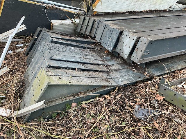 Staalconstructie 30 x 65 meter “1950m2” - afbeelding 7 van  10