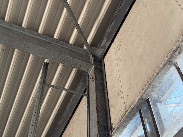 Staalconstructie (397m2) - afbeelding 11 van  12