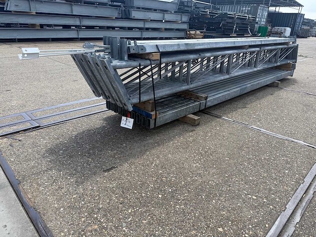 Staalconstructie 8 x 16 meter (128m2) - afbeelding 5 van  10