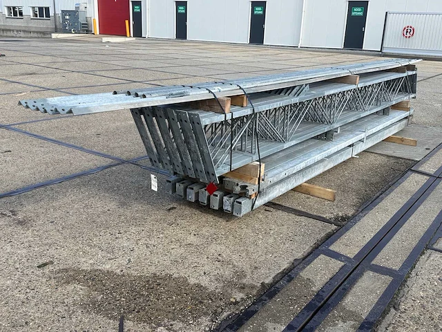 Staalconstructie 8.50 x 20.00 meter (170m2) - afbeelding 10 van  11