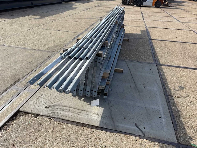 Staalconstructie 8.50 x 20.00 meter (170m2) - afbeelding 7 van  11