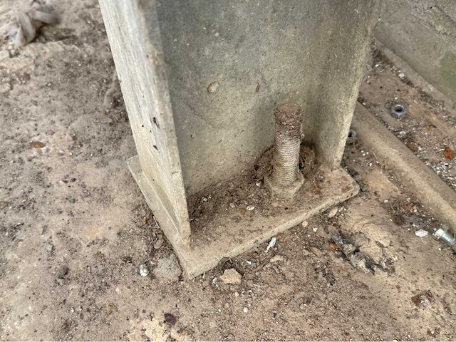 Staalconstructie (ca 270m2) - afbeelding 15 van  15