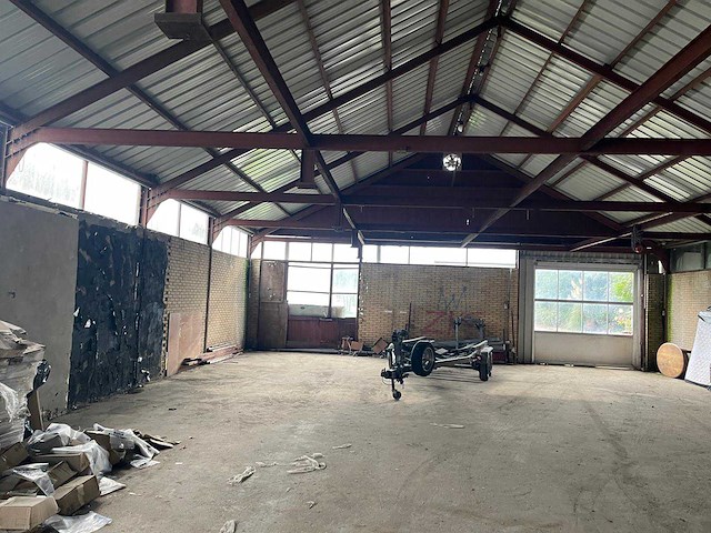 Staalconstructie (ca 360m2) - afbeelding 2 van  16