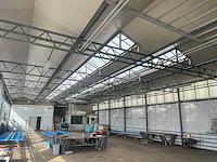 Staalconstructie met luchting (12,80x42,55 mtr) (545 m2)