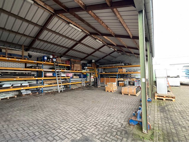 Staalconstructie / open schuur - afbeelding 3 van  4
