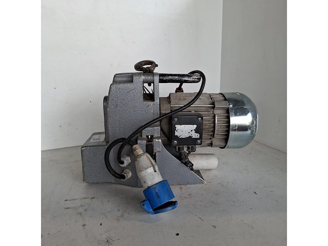 Staaldraadtakel electrisch tr50 minifor tractel, minifor tr50, bouwjaar 2014 - afbeelding 1 van  6